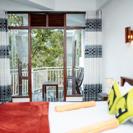 Adams Peak Inn Nallathanniya Eksteriør bilde