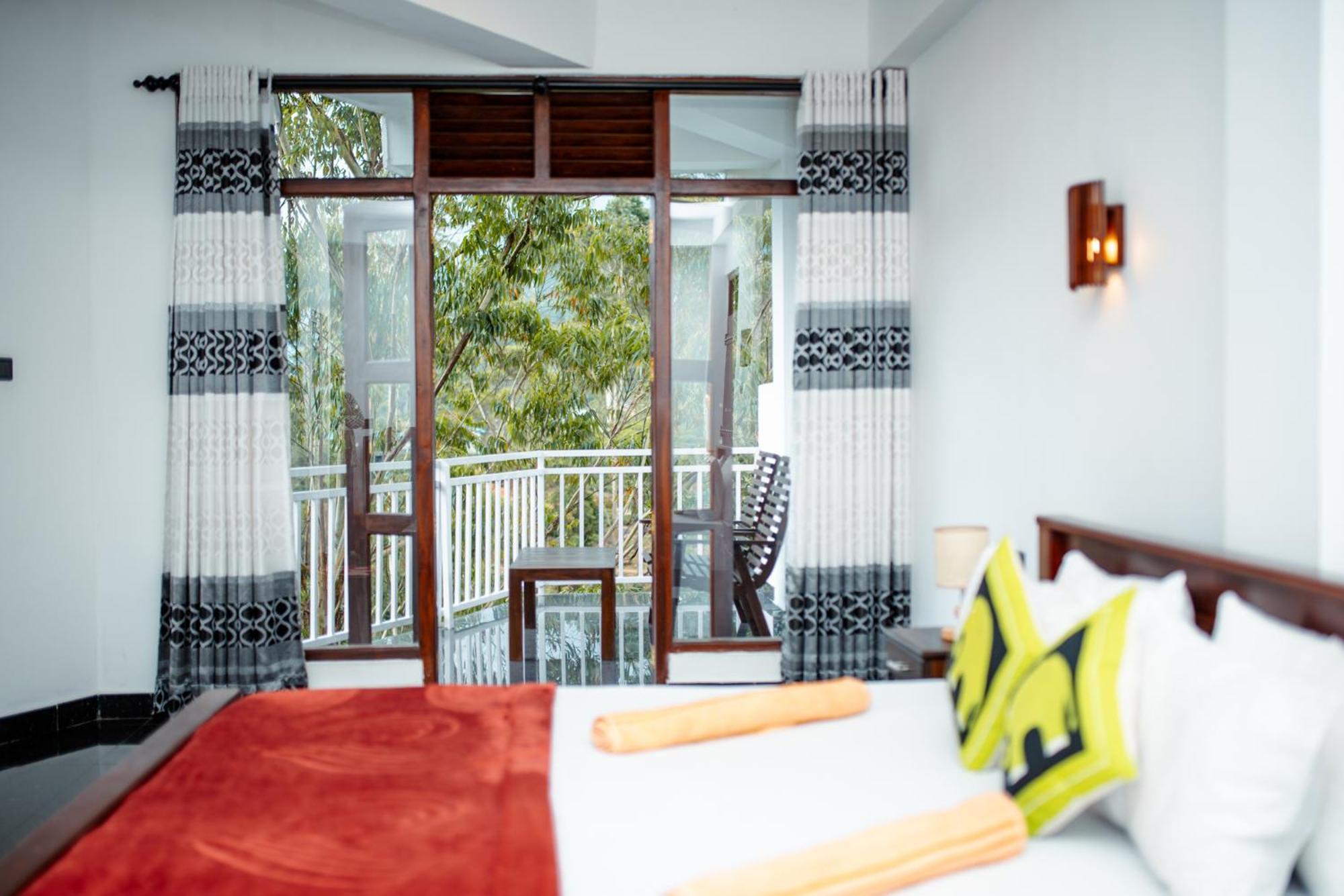 Adams Peak Inn Nallathanniya Eksteriør bilde