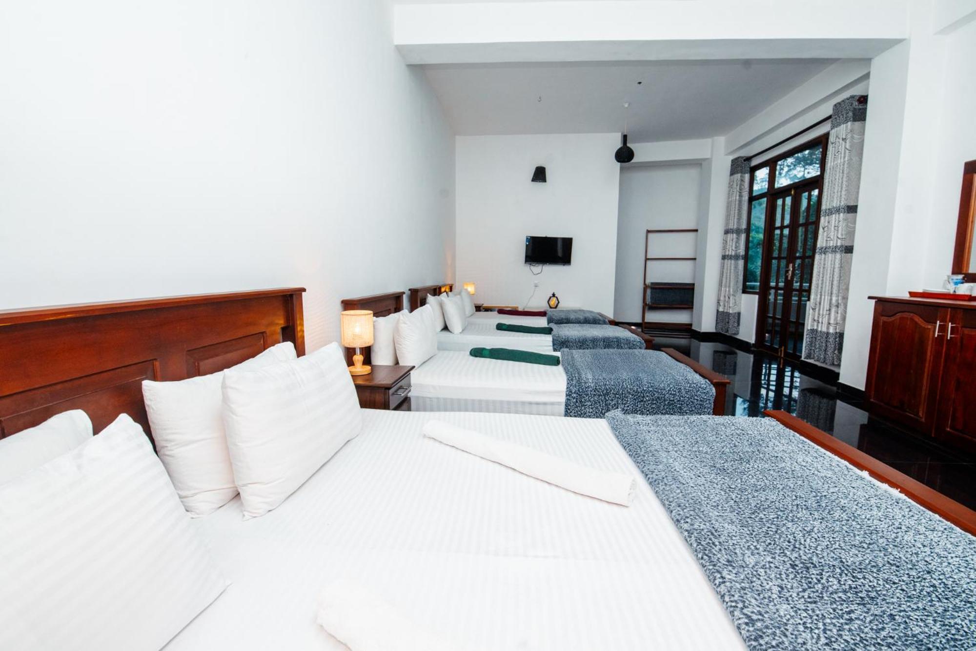 Adams Peak Inn Nallathanniya Eksteriør bilde